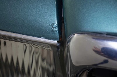 Lot 1983 Mercedes-Benz 500SL