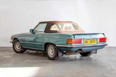 Lot 1983 Mercedes-Benz 500SL