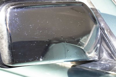 Lot 1983 Mercedes-Benz 500SL