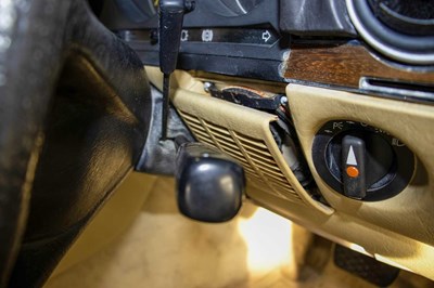 Lot 1983 Mercedes-Benz 500SL