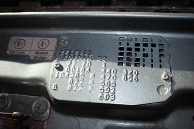 Lot 1983 Mercedes-Benz 500SL