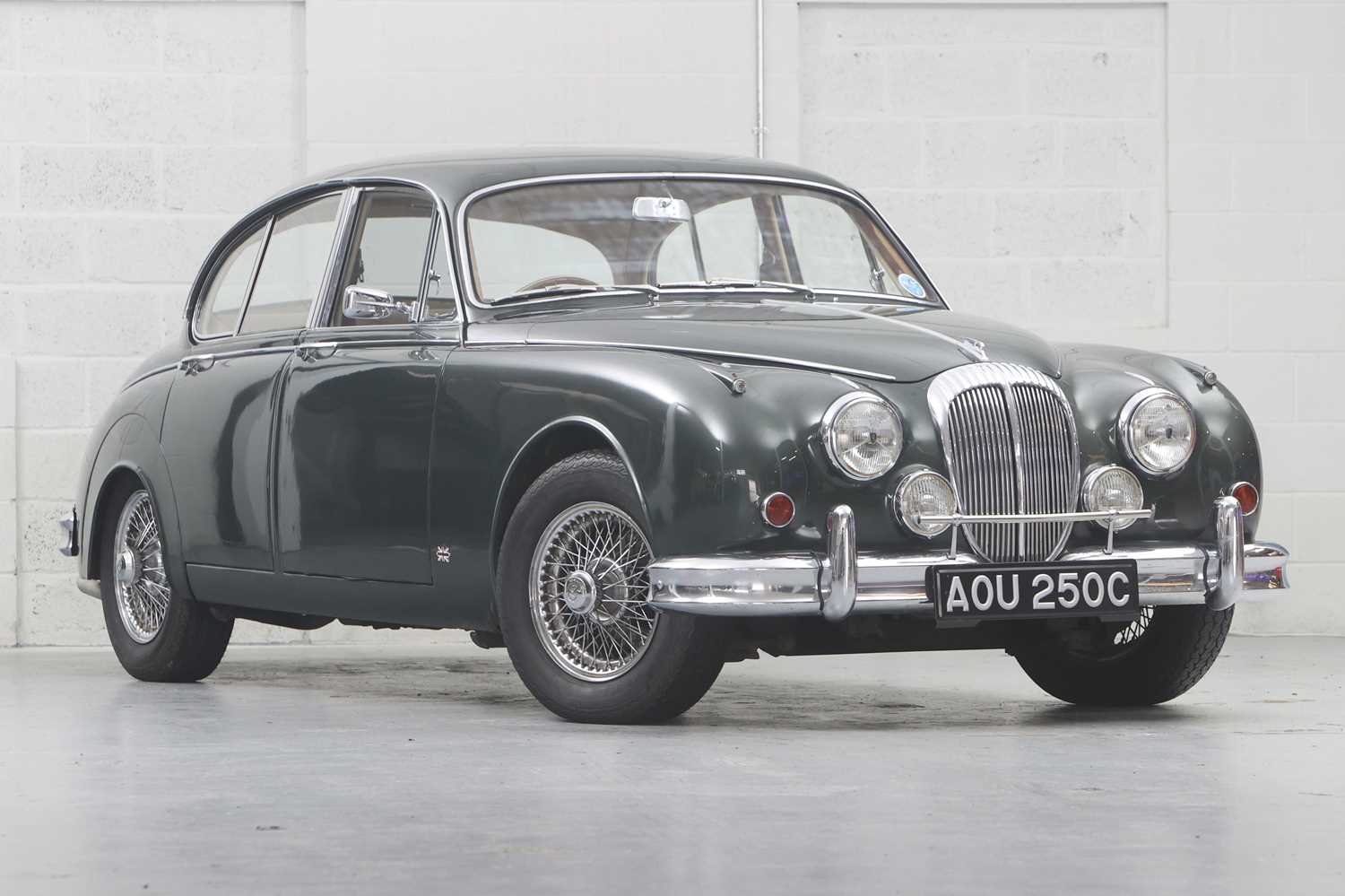 1965 Daimler V8-250