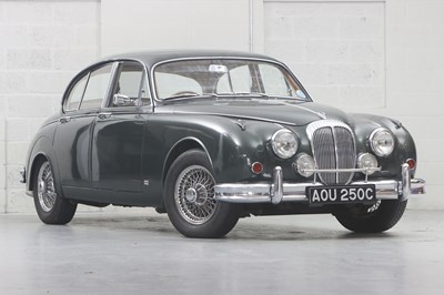 Lot 1965 Daimler V8-250