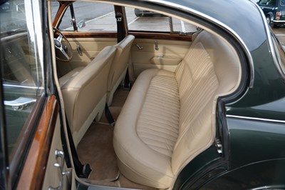 Lot 1965 Daimler V8-250