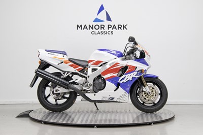 Lot 1992 Honda CBR900RR Fireblade