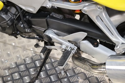 Lot 2003 Honda VTR1000 Firestorm