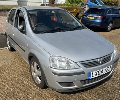 Lot 2004 Vauxhall Corsa 1.2 16v Elite