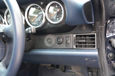 Lot 21 - 1995 Porsche 911 (993) Carrera 2 Cabriolet