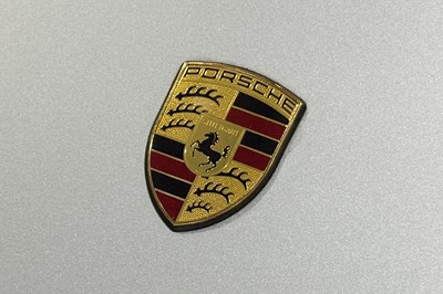 Lot 2002 Porsche 911 GT2