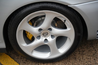 Lot 18 - 2002 Porsche 911 GT2