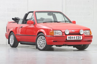 Lot 1990 Ford Escort XR3i