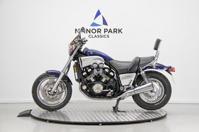 Lot 1993 Yamaha V-Max 1200