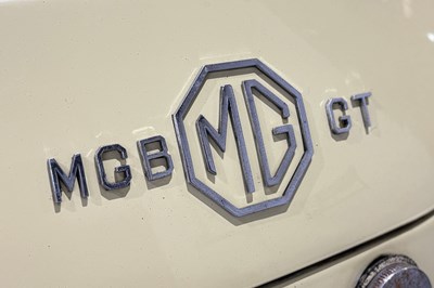 Lot 1969 MG B GT