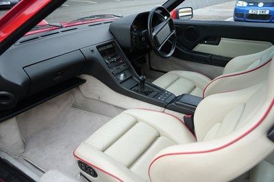 Lot 1990 Porsche 928 GT