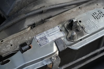 Lot 1989 Mercedes-Benz 300 CE