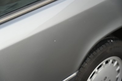 Lot 1989 Mercedes-Benz 300 CE