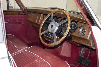 Lot 1969 Daimler V8 250