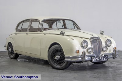 Lot 1969 Daimler V8 250