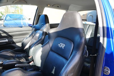 Lot 233 - 2003 Volkswagen Golf R32