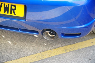 Lot 233 - 2003 Volkswagen Golf R32