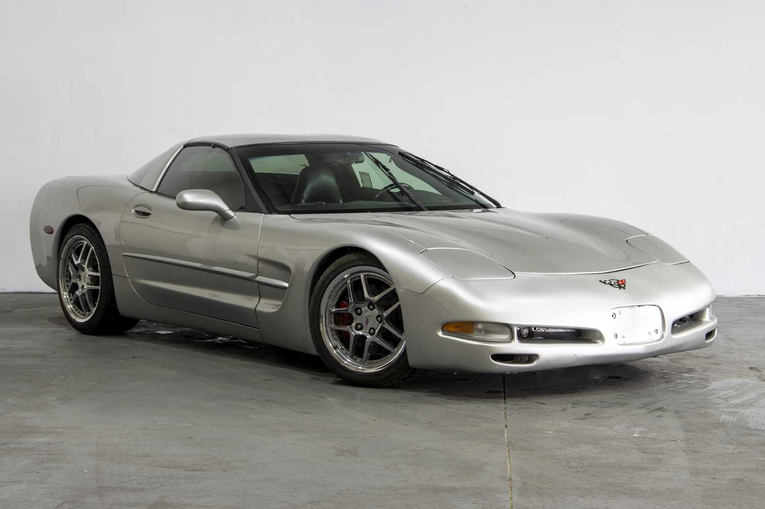 Lot 2004 Chevrolet C5 Corvette Coupe