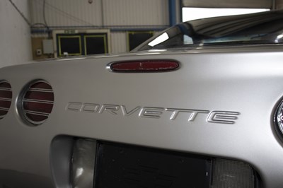 Lot 2004 Chevrolet C5 Corvette Coupe