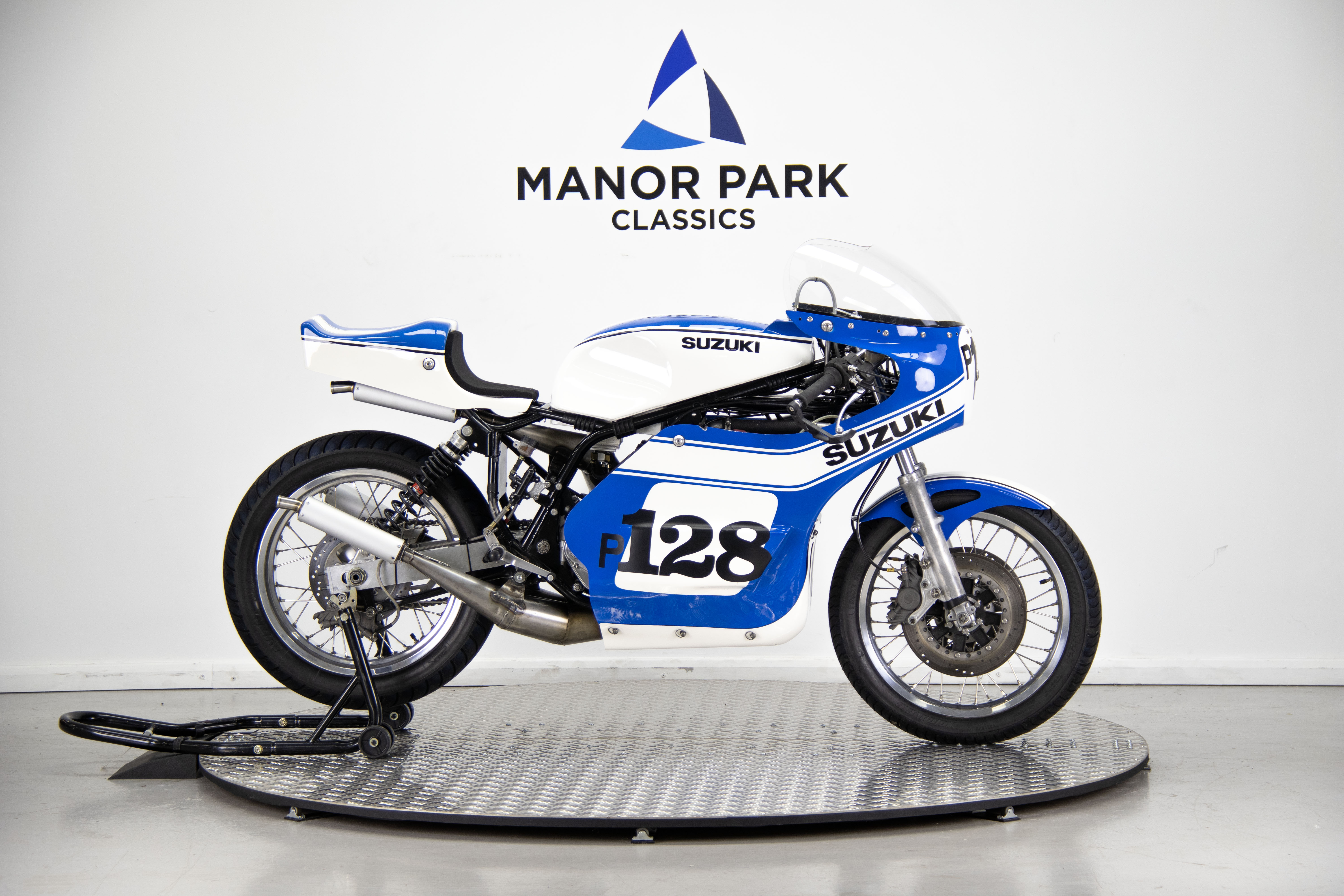 フルクラム　レーシングスポーツ Lot 23 - 1975 Suzuki TR750 Evocation