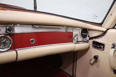 Lot 16 - 1969 Mercedes-Benz 280 SL