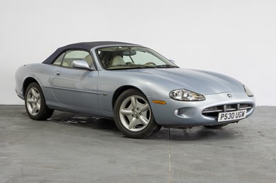 Lot 1997 Jaguar XK8 Convertible