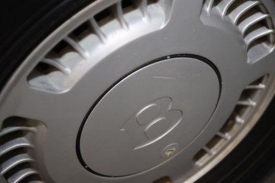 Lot 27 - 1987 Bentley Turbo R