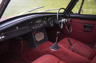 Lot 1968 MG B GT