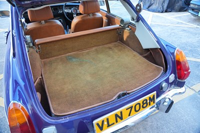 Lot 1973 MG B GT V8