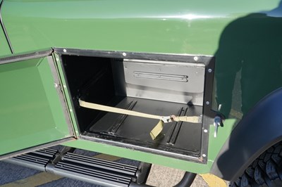 Lot 1998 Land Rover Defender 110 TDi