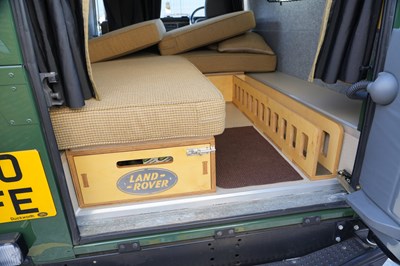 Lot 1998 Land Rover Defender 110 TDi