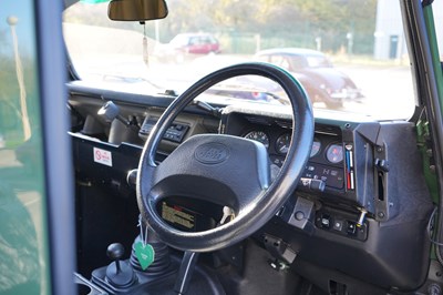 Lot 1998 Land Rover Defender 110 TDi