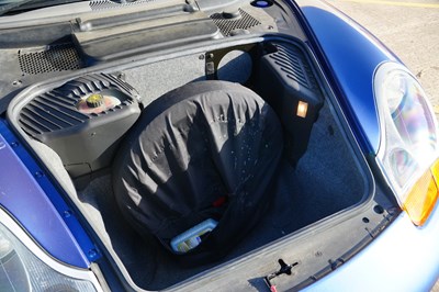 Lot 205 - 2000 Porsche Boxster 2.7