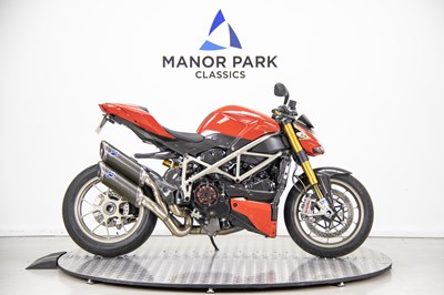 Lot 2009 Ducati Streetfighter S