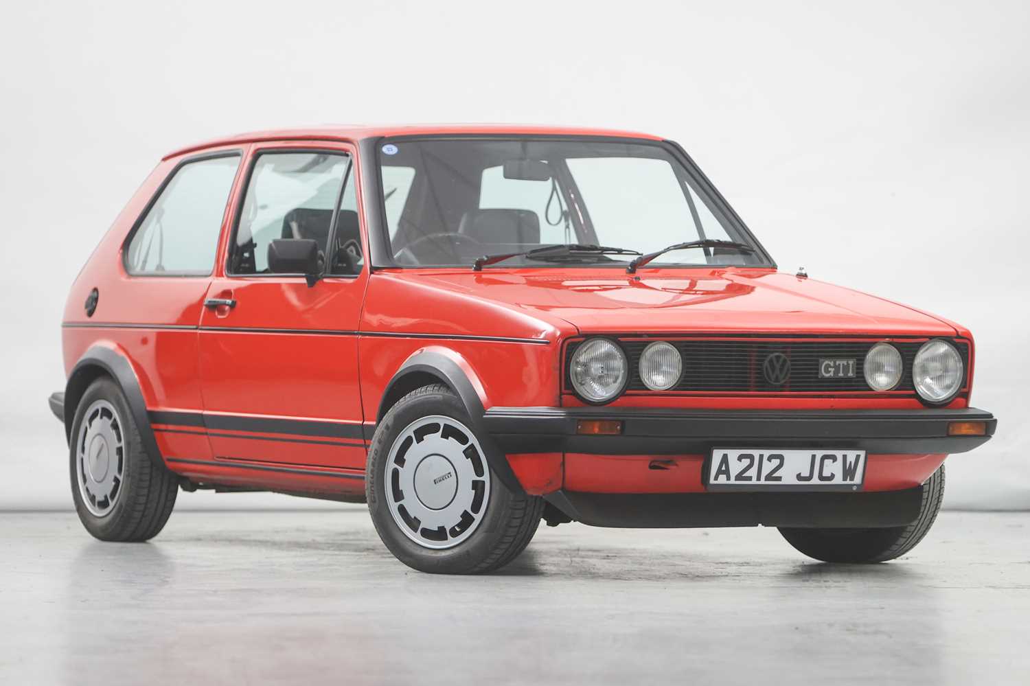 Lot 206 - 1983 Volkswagen Golf GTi Campaign Edition