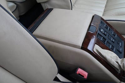 Lot 2001 Range Rover Vogue 4.6