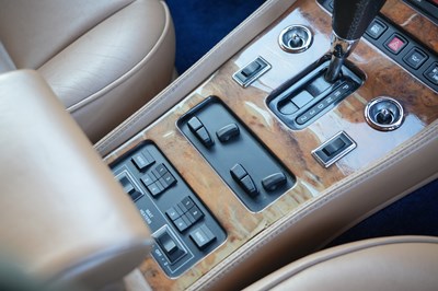 Lot 1998 Bentley Turbo RT