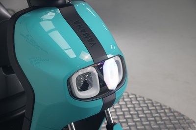 Lot 2024 Yamaha Neos