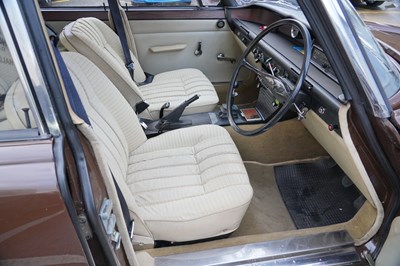 Lot 208 - 1974 Rover P6 2200 SC