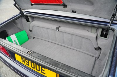 Lot 229 - 1996 Mercedes-Benz SL 320