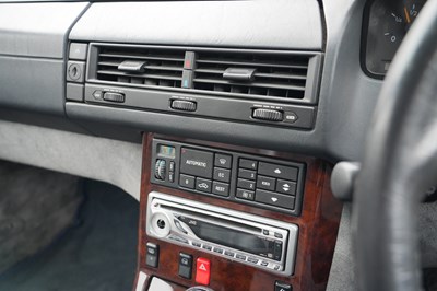 Lot 229 - 1996 Mercedes-Benz SL 320