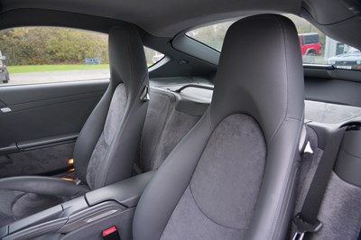 Lot 230 - 2007 Porsche Cayman 2.7