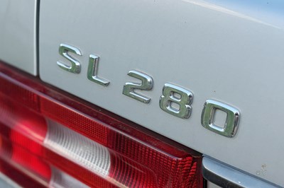 Lot 207 - 2000 Mercedes-Benz SL 280