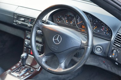 Lot 207 - 2000 Mercedes-Benz SL 280
