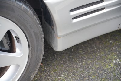 Lot 207 - 2000 Mercedes-Benz SL 280