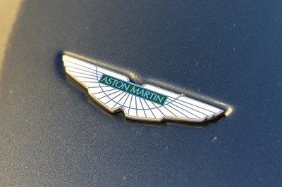 Lot 2006 Aston Martin Vantage V8