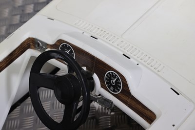 Lot 242 - Sharna Tri-ang Rolls Royce